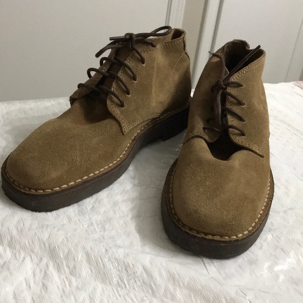 Arizona Men’s Flat heel lace up boots Sz 6.5 Beige